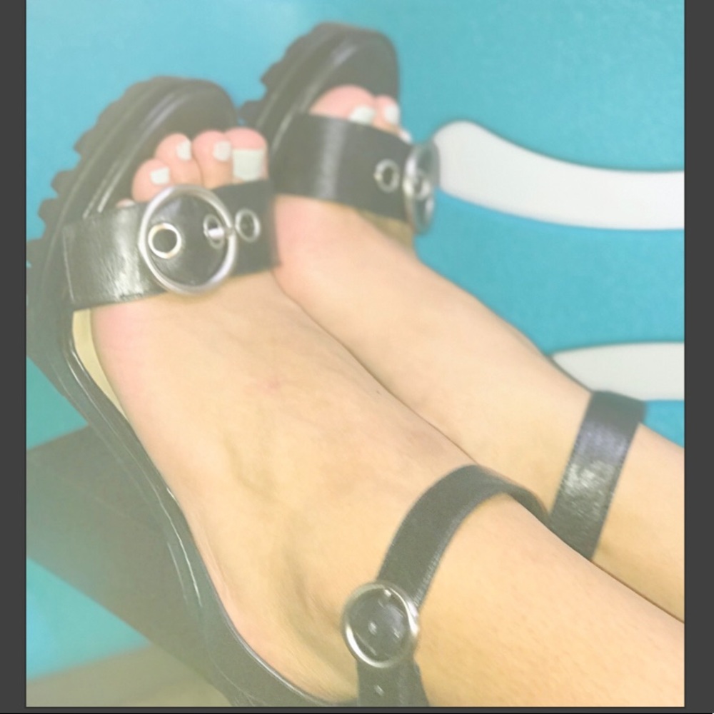 Michael Kors Ankle Wrap Sandals Size 9